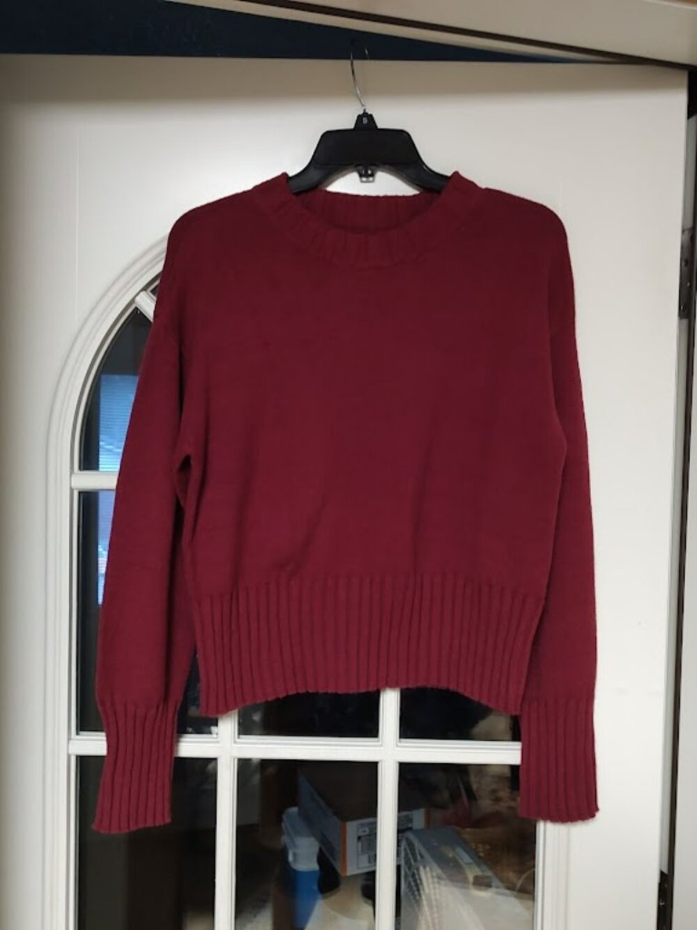 New Gap Burgundy CrewNeck Sweater Size Women's M